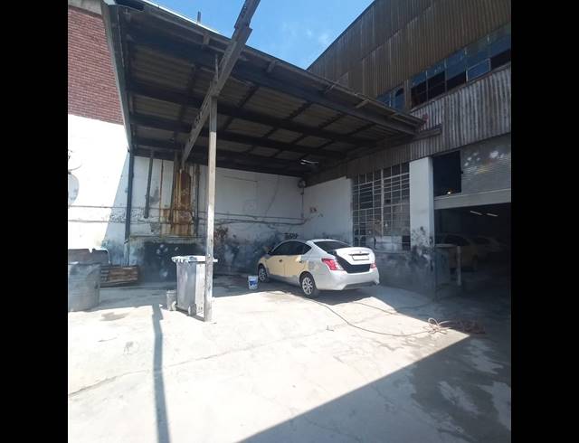 995M² WAREHOUSE FOR SALE IN JOHANNESBURG CENTRAL